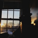 サラリーマンで働くことに疲れた人